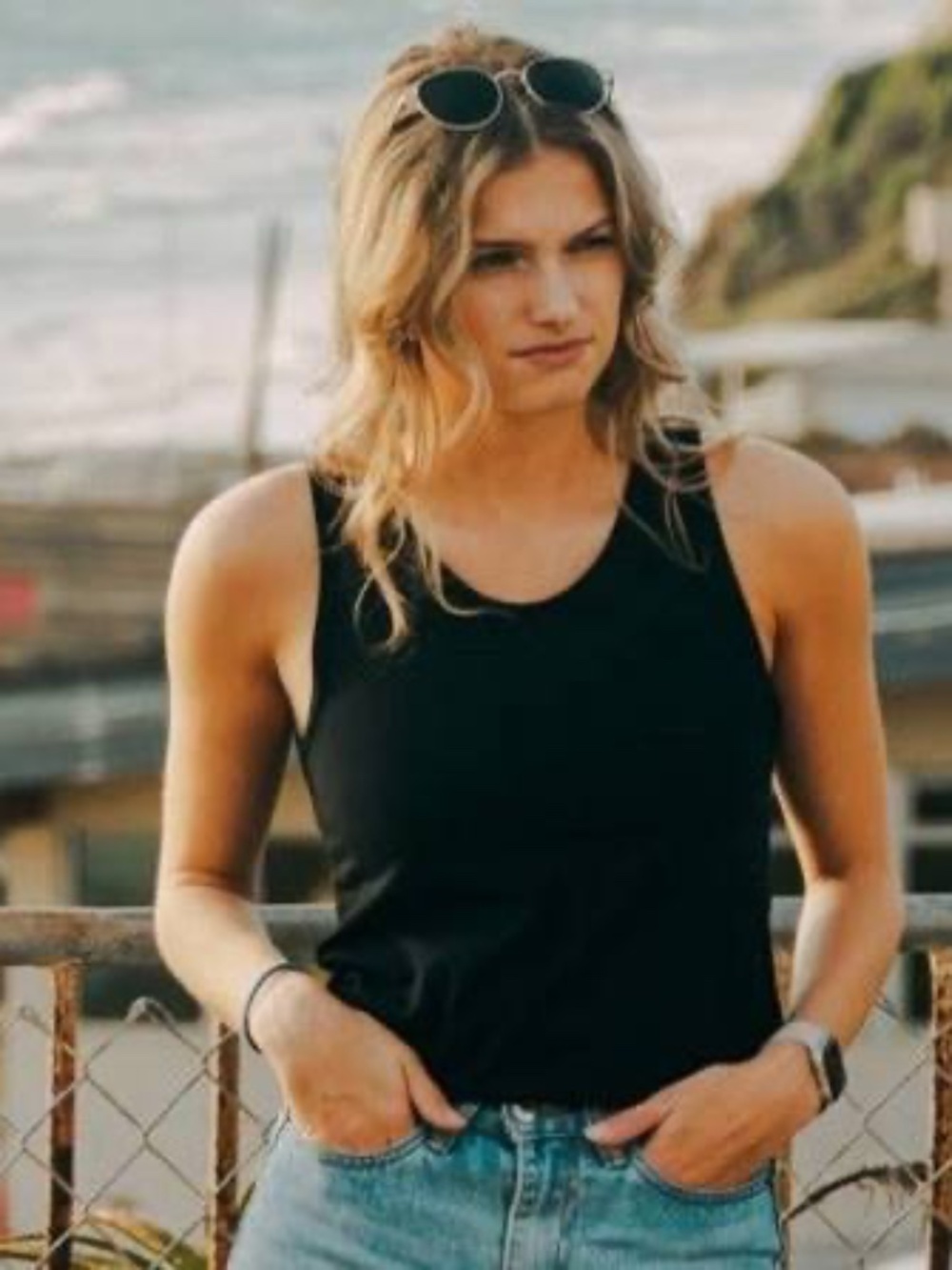 Forever 21 Black Tank Top | Size Medium